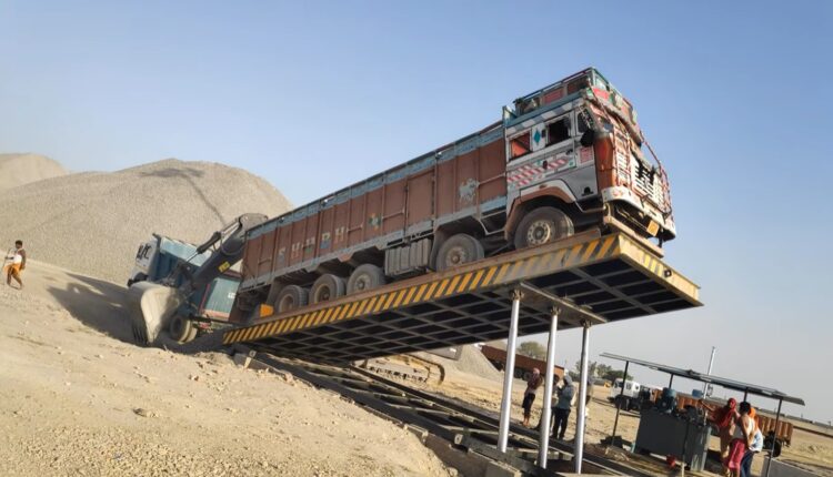 Capacities of hydraulic truck unloading platforms